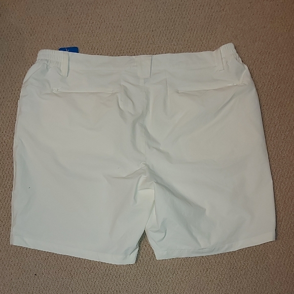 Men's Flat Front Shorts in White - Picture 4 of 7
